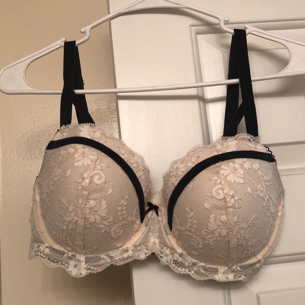 Lace bra